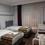 Erkus Hotel Estambul